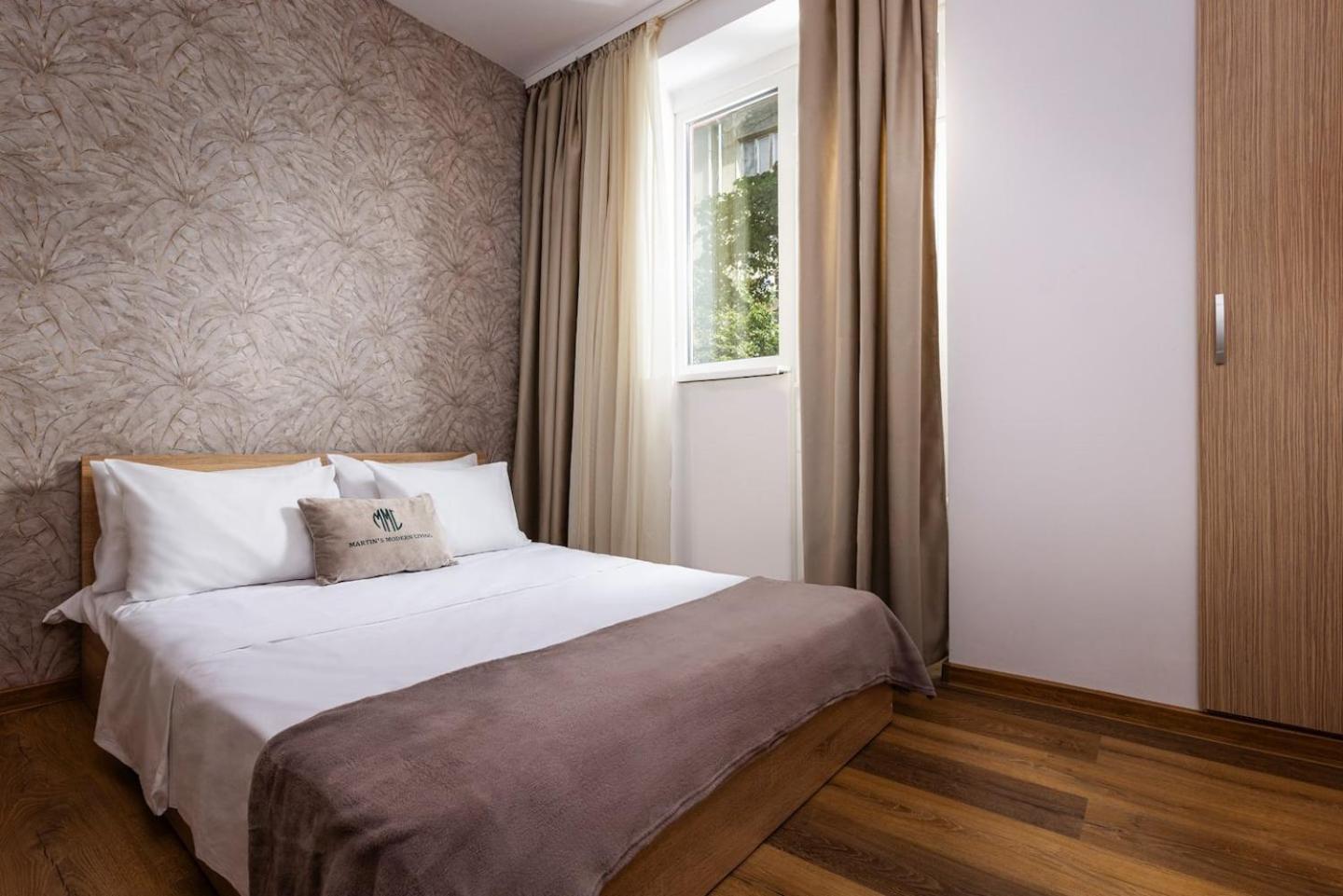 Spacious With Lovely Terrace Apartment Sofia